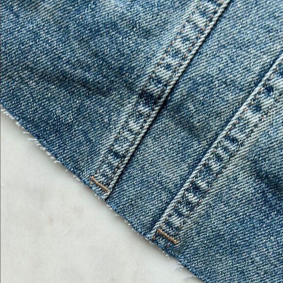 NEW Blank NYC Blue Jean Jacket Classic Style XS - Picture 4 of 6